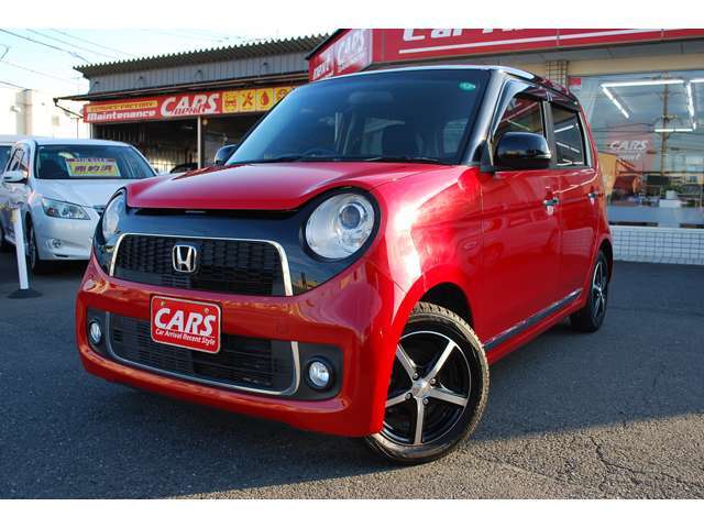 年式相応ですが、納車時にはできる限りキレイに納車させていただきます。どうしても気になるところ等ありましたら、低価格にてお直しいたしますので、何なりとお申し付けください。