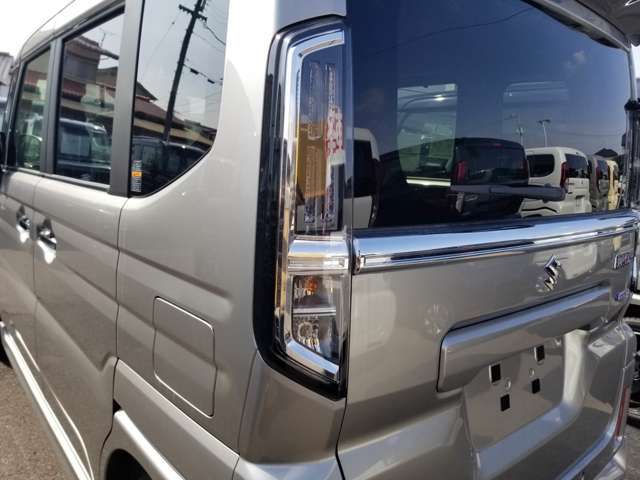 ☆ハヤシの車検は1時間の短時間車検を実施しております。不慣れな代車に乗ることもないので多くのお客様にご好評いただいております☆
