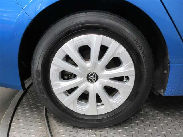 タイヤ周りも実際の車両でご確認ください