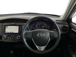 高級感のある運転席回り♪乗っていて落ち着けるデザインです。もちろん使い勝手もとても良いです。