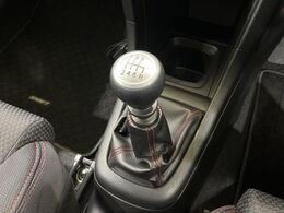 【フロア6速MT】走りの6速MT！！スポーティーな走行をお楽しみいただけます♪
