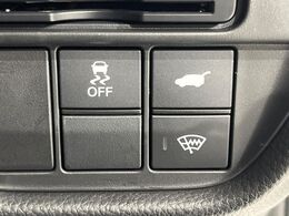 【寒冷地仕様】冬場の冷え込みが厳しい地域や降雪地域にお住いの方はもちろん、スキーやスノボなどウィンタースポーツを楽しみたい方には必須の装備！あるのと無いのでは安心感が違います！