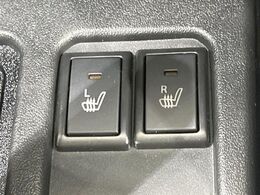 【シートヒーター】寒い日に重宝するシートヒーター！エアコンより早く温まってくれるので寒がりの人も安心ですね♪エアコンの温風は乾燥するから苦手、という方にもをおすすめです。