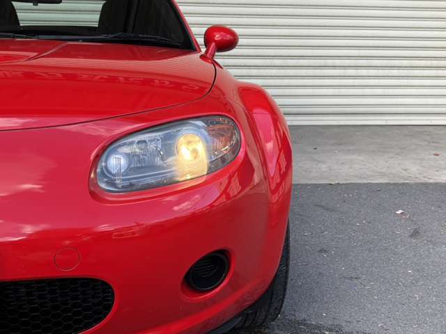 ヘッドライト。。。黄ばみは無く、綺麗な状態でです♪