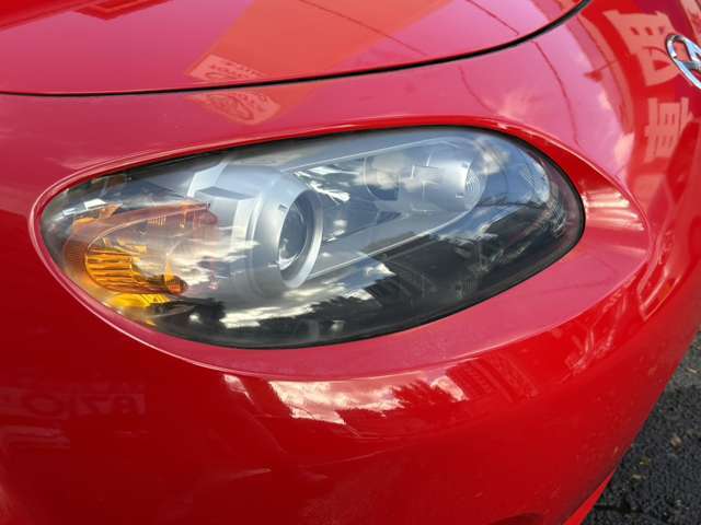 ヘッドライト。。。黄ばみは無く、綺麗な状態でです♪