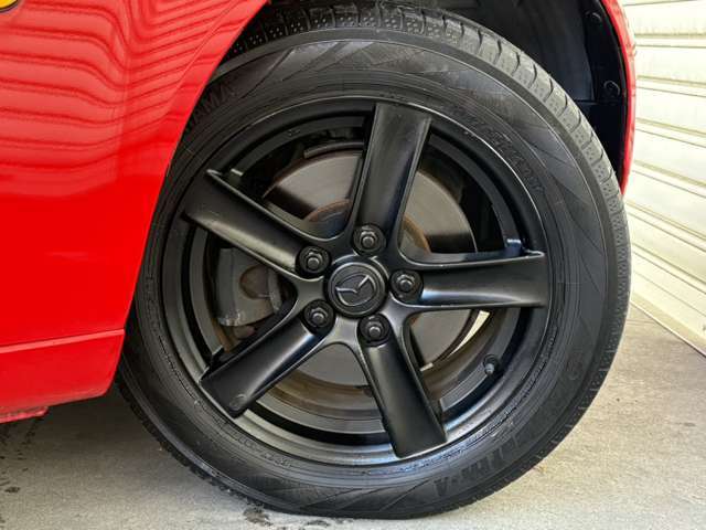 純正16インチアルミ。。。