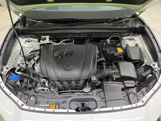親切・丁寧な専門メカニックスタッフが応対！・車検・点検整備・事故等の修理などアフターサービスも安心。お車のカスタマイズもネクステージのサービススタッフまでご相談ください！