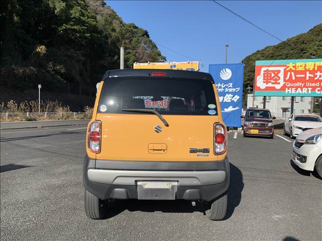 軽自動車は充実した装備で室内も快適！最近は普通車からのお乗り換えも多数ございます。