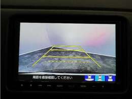 ◆バックカメラ◆リバースにするだけで映ります、後方の安全確認や、狭い駐車場での車庫入れ、雨の日や夜間など視界の悪い時に便利です！安全にバックする為には欠かせない装備です。