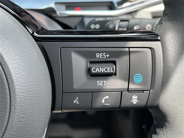 【運転席操作部】快適なドライブを楽しむための機能が装備されています！運転席から触れるので、使いやすいです！除菌プランいれていただくと、さらに清潔で安心していただけます！