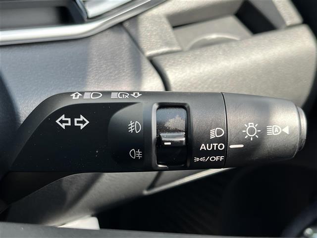 【運転席操作部】快適なドライブを楽しむための機能が装備されています！運転席から触れるので、使いやすいです！除菌プランいれていただくと、さらに清潔で安心していただけます！