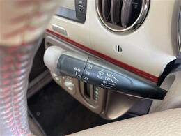 【エアコン】『エアコン装備』の画像になります。暑い夏でも寒い冬でも、車内に快適な空気を届けるので、いつでも快適な車内空間を創り上げます！