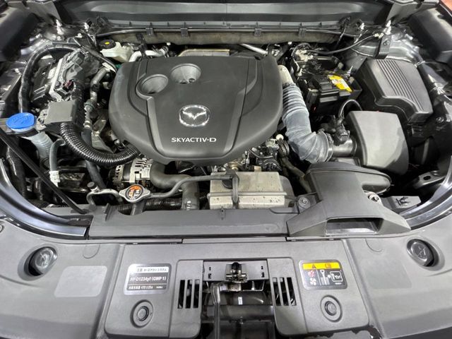 親切・丁寧な専門メカニックスタッフが応対！・車検・点検整備・事故等の修理などアフターサービスも安心。お車のカスタマイズもネクステージのサービススタッフまでご相談ください！