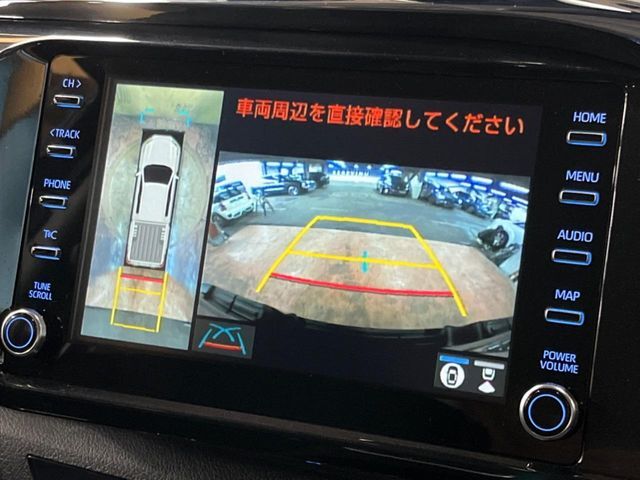 【パノラミックビューモニター】専用のカメラにより、上から見下ろしたような視点で360度クルマの周囲を確認することができます☆死角部分も確認しやすく、狭い場所での切り返しや駐車もスムーズに行えます。