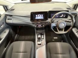 グループ総在庫数約30，000台！！全国の系列店からメーカー・車種問わずご紹介出来るので、あなたにピッタリのお車が見つかるはずです♪まずはお問い合わせ下さい☆