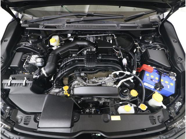 スバルと言えば水平対向エンジン。車体の低い位置に搭載されているので、万一の衝突時には、エンジンルームの下へ潜り込み、室内の乗員の被害軽減に貢献致します。