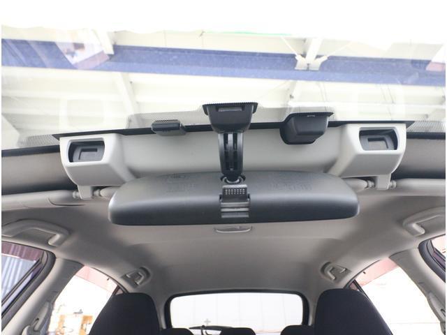 2つのカメラ認識による運転支援知システム「アイサイトVer3」！万が一の時に付いていると安心ですね！設定した車間距離を保ちつつ前の車に追従するクルーズコントロールが便利で手放せなくなりますよ。