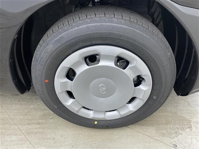 【純正ホイールキャップ】Aftermarketアルミホイールセットも多数ブランドお取扱いしております。お気に入りのホイールで足元をおしゃれに愛車を楽しんでみませんか？お気軽にご相談下さい。