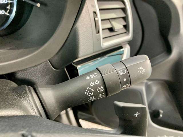 【ウィルス対策】当店のお車は全車に車内消臭・抗菌コーティングを行っております！プロのスタッフが1台1台丁寧すみずみまで綺麗にしてお客様のお手元にお渡しいたします。