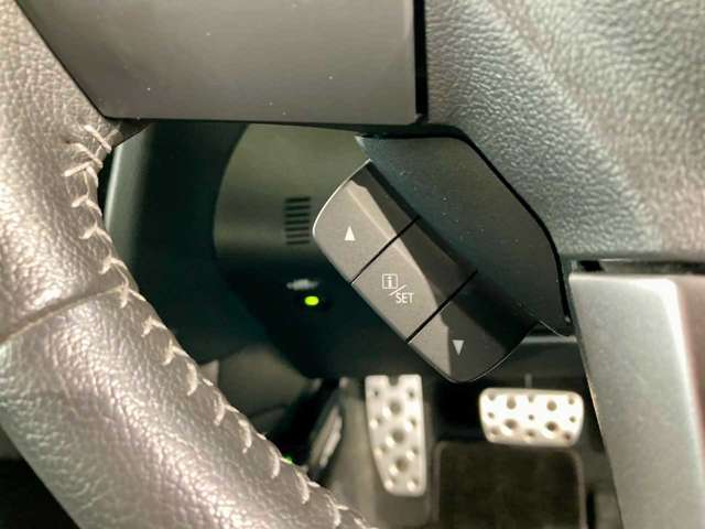 【ウィルス対策】当店のお車は全車に車内消臭・抗菌コーティングを行っております！プロのスタッフが1台1台丁寧すみずみまで綺麗にしてお客様のお手元にお渡しいたします。