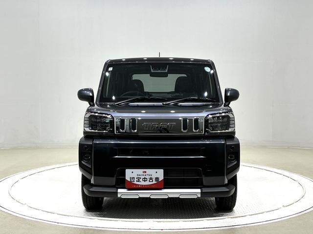 【当社専門スタッフがキレイにしてます】ダイハツ広島では展示前に当社中古車センターにてクリーニング！店舗でも定期的に洗車♪品質には自信があります！お気軽にご来店下さい