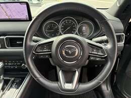 手になじむフィット感で運転も快適