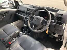 査定経験豊富なスタッフが貴方の愛車を高価買取致します。