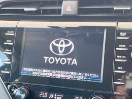 【メーカー純正ナビ】インテリアに溶け込むスタイリッシュな「専用設計」メーカーナビを装備♪視認性や操作性など基本性能にも優れ、より上質なカーライフをお楽しみいただけます。