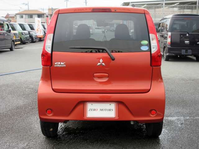 【ZERO MOTORS上尾店コンパクト＆軽自動車専門店】　展示台数在庫400台以上の大型展示場です。（埼玉県上尾市）軽自動車・軽バン・軽ワゴン・HVコンパクトカー・コンパクトカーなど多数展示中です。
