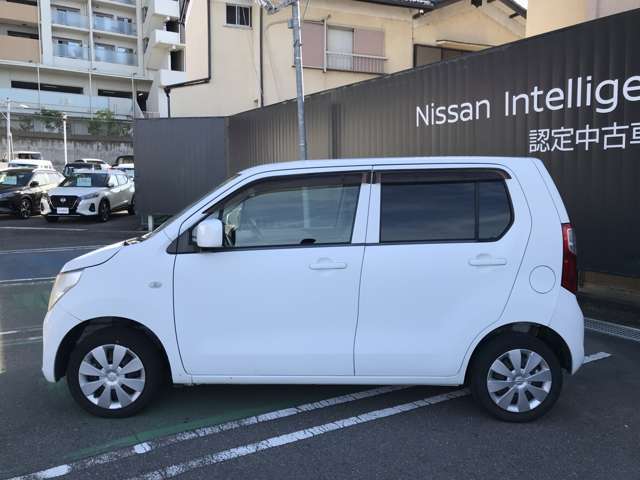 助手席側からの写真です。