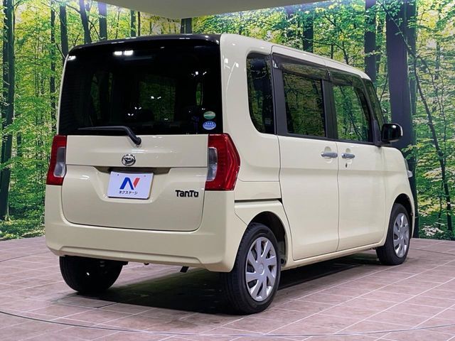 ☆全国のネクステージからお取り寄せが可能※！遠方の店舗に展示してあるクルマが気になる場合も、最寄りの店舗でご覧いただくことが可能です！是非私たちに要望をお聞かせください！※別途費用