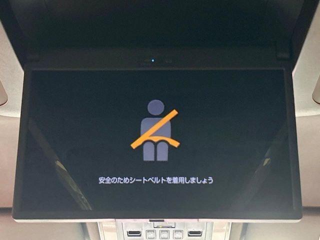 【フリップダウンモニター】家族や友人とお出かけする機会が多い方に大人気のフリップダウンモニター！大画面モニターで車内はエンタメ空間！退屈しがちな長距離ドライブも楽しい時間に変わります！