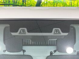 【スズキ　セーフティサポート】走行中に前方の車両等を認識し、衝突しそうな時は警報とブレーキで衝突回避と被害軽減をアシスト。より安全にドライブをお楽しみいただけます。