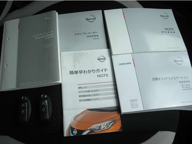 併設の当社サービス工場で車検整備　保証を1年間付けての納車になります　是非ご来店の上お確かめ下さい