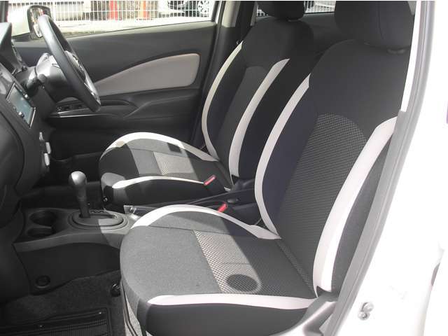 内外装およびエンジンルーム等　専用クリーニング済みです。車両クリーニングのプロが施工しますので高品質な1台に仕上がってます！！