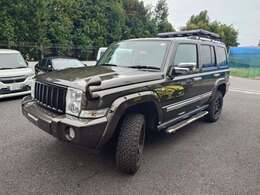 社外17インチアルミにイノールーフラック付きです。