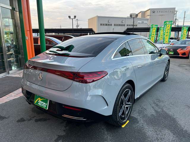 ネットでは伝えきれない車の良さがございます。
