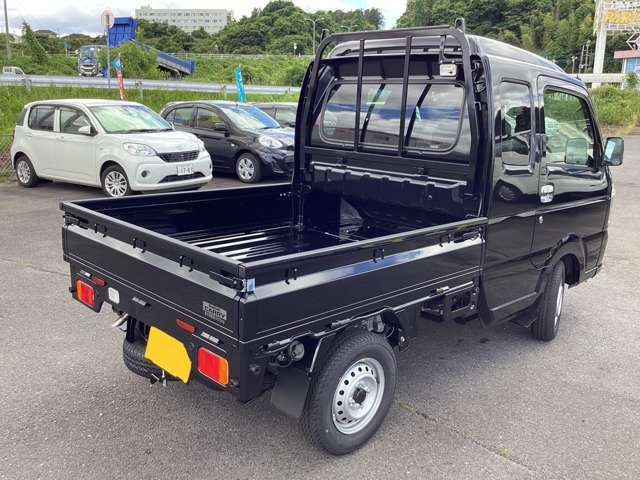 当店は中古車のプロ集団です。なにかお困りのことなどがございましたら、いつでもご相談ください。親切・丁寧をモットーに対応させて頂きます。