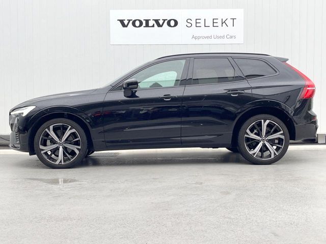 購入後は全国のVOLVO正規ディーラーにてアフターサービスをお受けいただけます。定期点検サービス、延長保証などの有料サービスも手厚くご用意しておりますので、ご不安事はお気軽にご相談下さい。