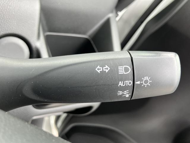 こちらからオートライトの切替操作が可能です。