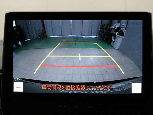 【バックカメラ】モニターに後方の映像が映つり出すので、死角の障害物の早期発見や駐車に協力してくれます。