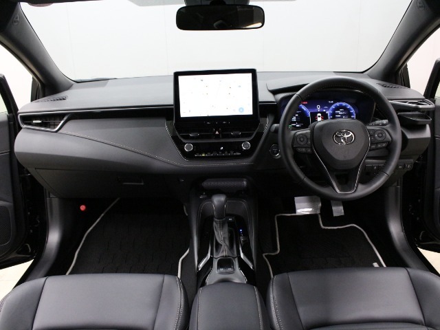 【禁煙車】喫煙車はヤニなどが座席シート、ガラスやダッシュボードなど全体に付着し車内の至る所が黄ばみます！禁煙車は車内にタバコのニオイが染み込むことはほとんどないので、非喫煙者は快適な空間で過ごせます。