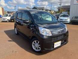 ブラックインテリアパック　LEDヘッドライト　スマートアクセス＆プッシュスタート