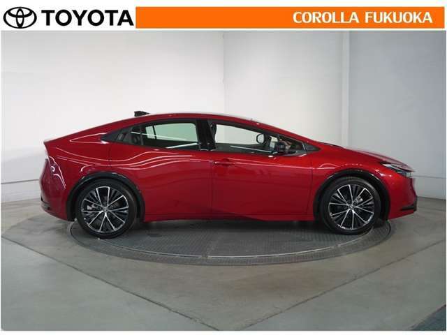 買った後も安心！整備はカローラ福岡サービス認証工場にお任せください。