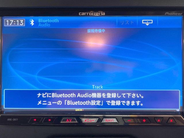 ●Bluetooth：お手持ちのスマートフォンなどと接続し、ハンズフリー通話や臨場感溢れるミュージック再生をお楽しみいただけます。無線接続ですので煩わしさもありません♪
