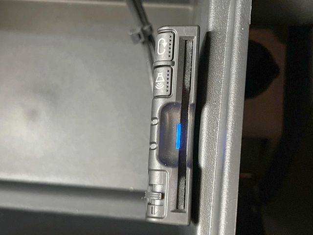 ●ETC車載器（アンテナ分離型音声案内タイプ）：お引き渡し時には再セットアップを実施後、お渡しいたします。マイレージ登録に関してもお気軽にスタッフまでお尋ねください。