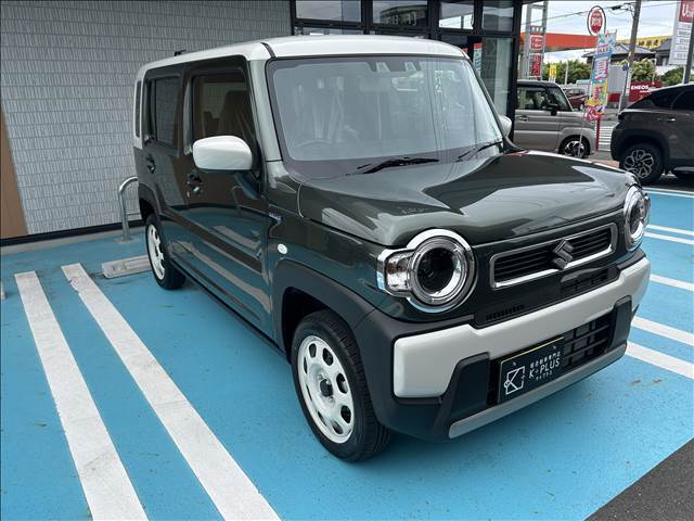 当店は「女性にやさしい自動車販売店」をモットーに専門用語を使わないわかりやすい説明をするよう心がけております。女性スタッフも在籍しておりますのでお気軽にご相談ください。