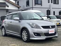 安心して中古車をお買い求めいただける様、当社は第三者機関のプロの鑑定士による、内外装、機関クオリティのチェックを受けることが出来る加盟店です。