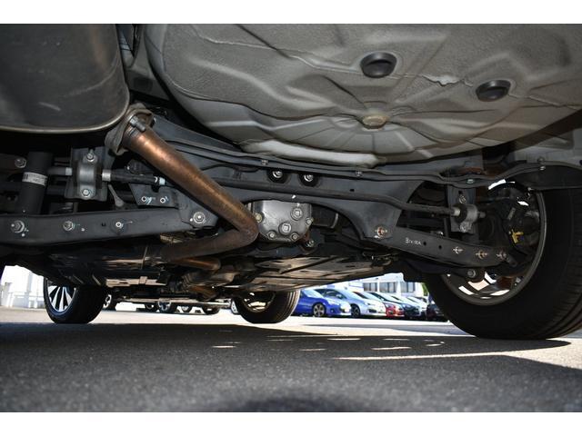 下廻り 年数相応の錆がございます。これ以上の錆を防ぐためにも下廻り錆止めスリーラスターおすすめです！