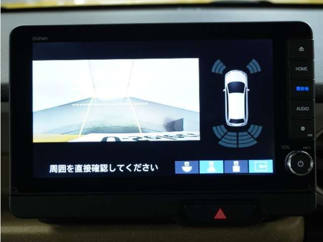 ◆バックカメラ◆リバースにするだけで映ります、後方の安全確認や、狭い駐車場での車庫入れ、雨の日や夜間など視界の悪い時に便利です！安全にバックする為には欠かせない装備です。